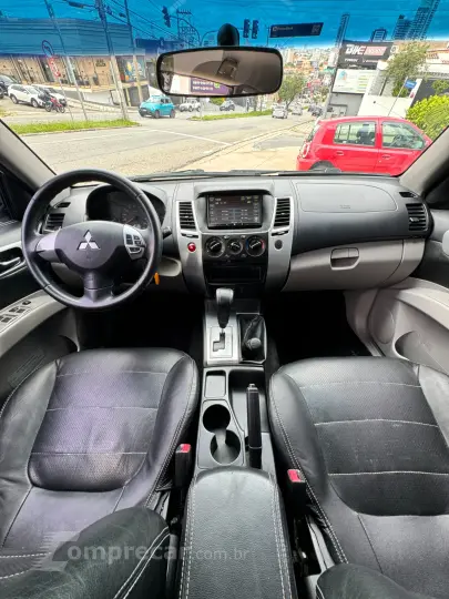 Pajero DAKAR 3.2 4x4 T.I. Dies. 5p Aut.