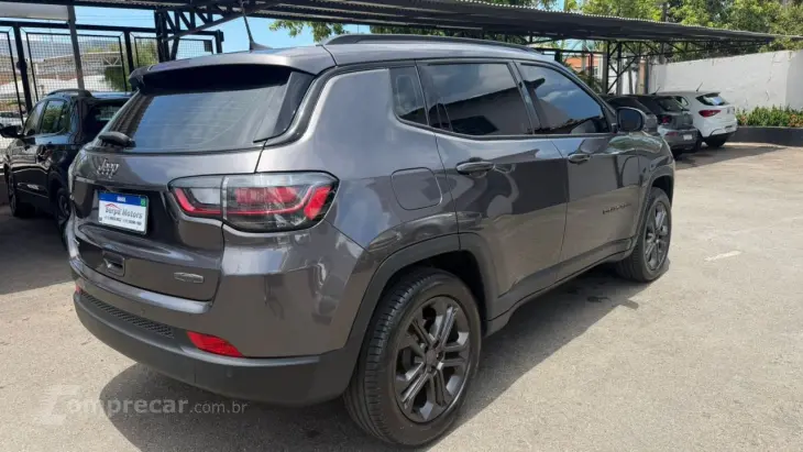 Compass 1.3 16V 4P FLEX LONGITUDE 80 ANOS T270 TURBO AUTOMÁT