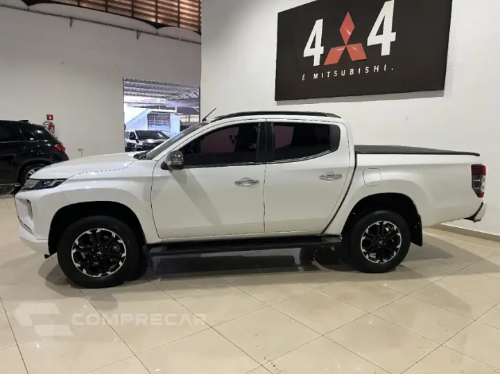 L200 TRITON 2.4 16V Turbo Sport HPE CD 4X4