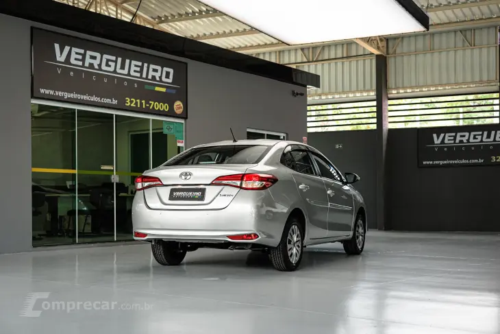 YARIS 1.5 16V Sedan XL live Multidrive