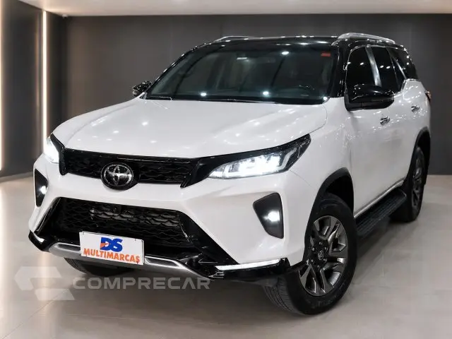 HILUX SW4 - 2.8 D-4D TURBO DIAMOND 7L 4X4 AUTOMÁTICO