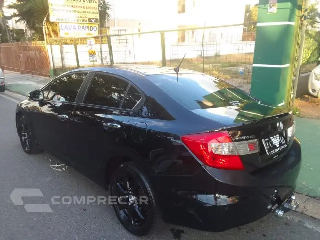 CIVIC - 1.8 EXS 16V 4P AUTOMÁTICO