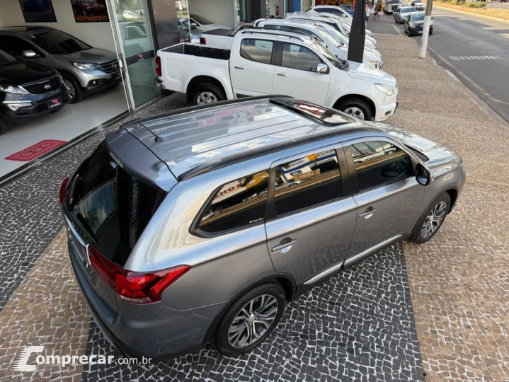 OUTLANDER 2.0 16V GASOLINA 4P AUTOMÁTICO