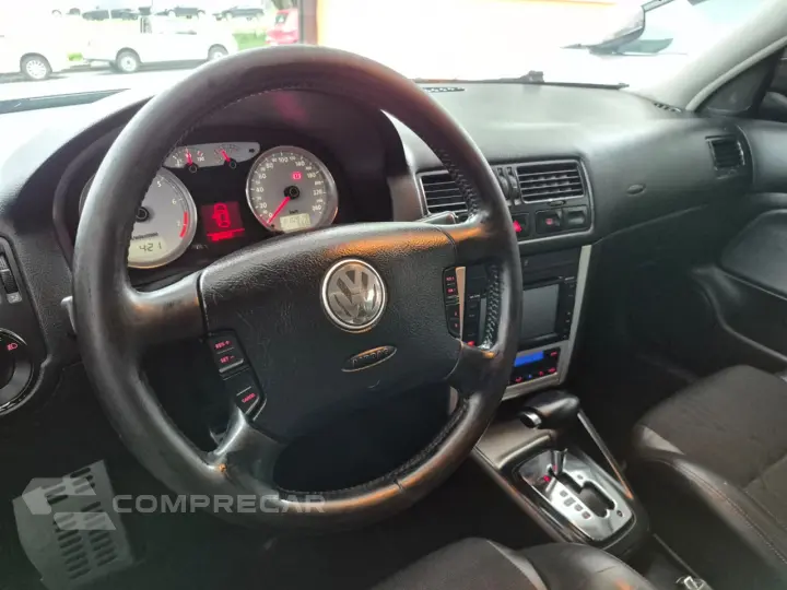 GOLF 2.0 MI Black Edition 8V