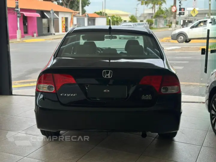 CIVIC 1.8 LXL 16V FLEX 4P MANUAL