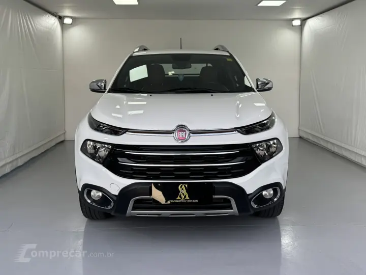 TORO 2.0 16V Turbo Ranch 4WD AT9