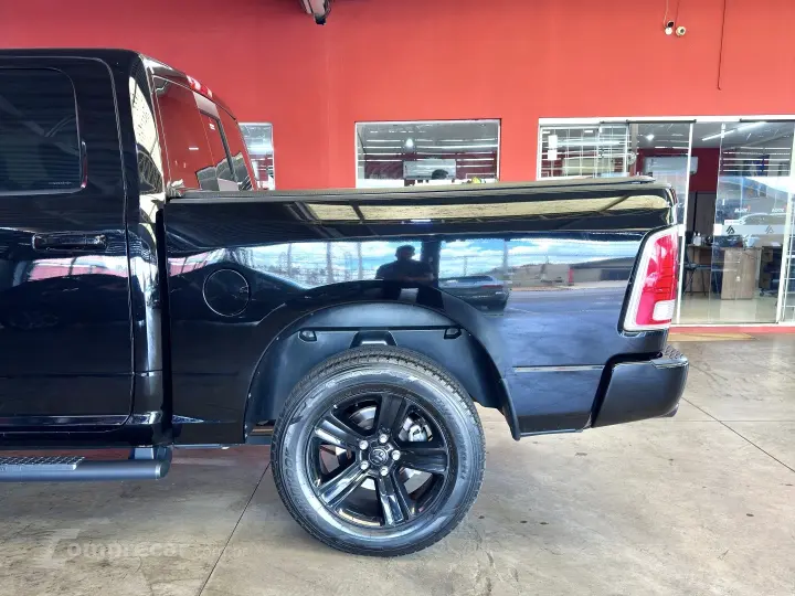 CLASSIC 5.7 V8 GASOLINA LARAMIE CD 4X4 AUTOMÁTICO