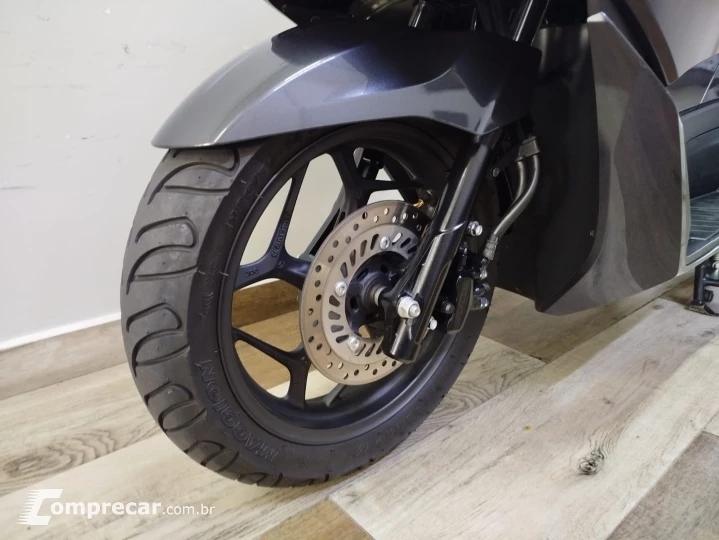 PCX 160