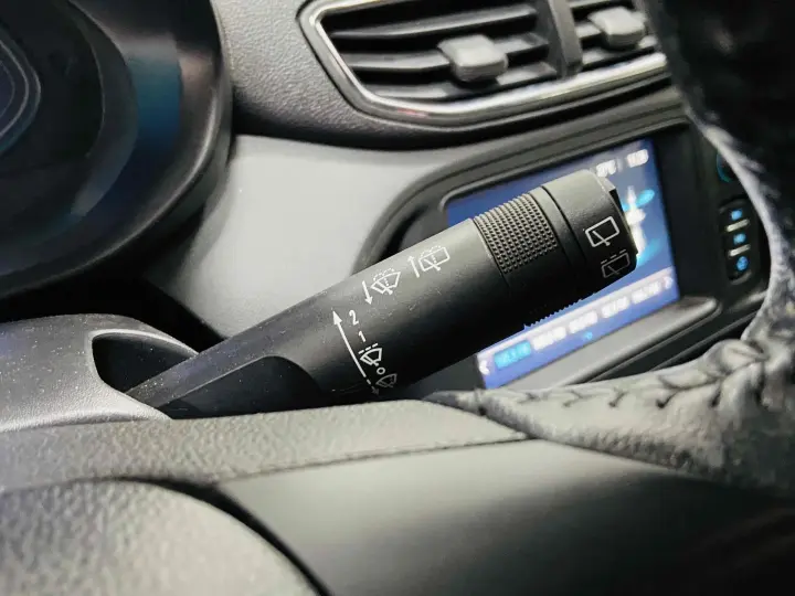 ONIX 1.4 MPFI LTZ 8V FLEX 4P MANUAL