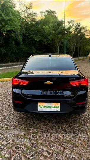 ONIX 1.0 TURBO FLEX PLUS PREMIER AUTOMÁTICO