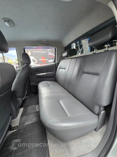 Hilux CD SR 4x2 2.7 16V/2.7 Flex Aut.