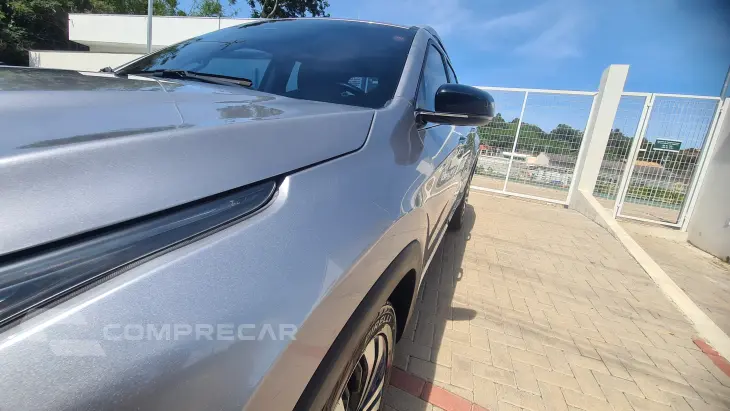 TORO 2.0 16V Turbo Volcano 4WD AT9