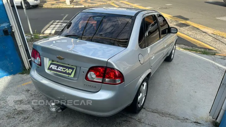 CLASSIC 1.0 MPFI Advantage 8V