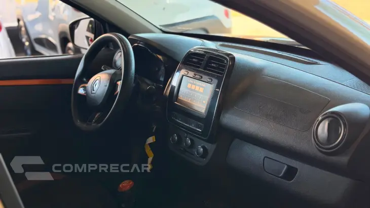 KWID OUTSIDER 1.0 Flex 12V 5p Mec.