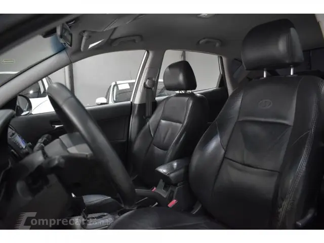 I30 - 2.0 MPFI GLS 16V 4P AUTOMÁTICO