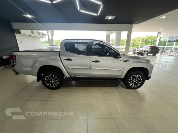 L200 TRITON 2.4 16V Turbo Sport Hpe-s CD 4X4