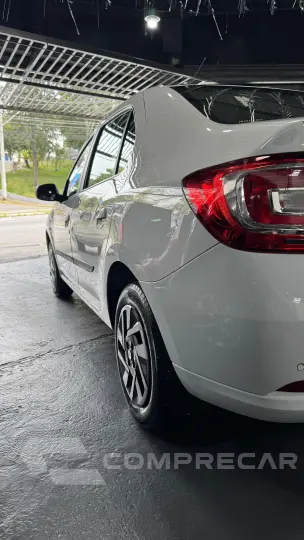 LOGAN 1.0 12V SCE ZEN