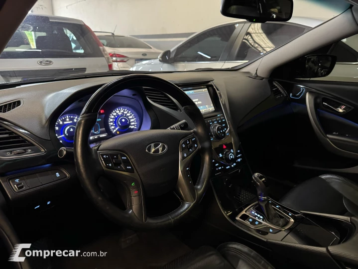 AZERA 3.3 MPFI GLS Sedan V6 24V