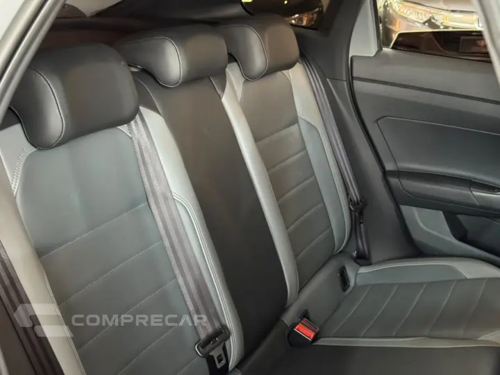 Nivus 1.0 4P FLEX 200 TSI HIGHLINE TURBO AUTOMÁTICO