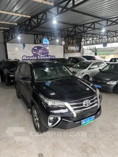 HILUX SW4 2.8 SRX 4X4 7 Lugares 16V Turbo Intercooler
