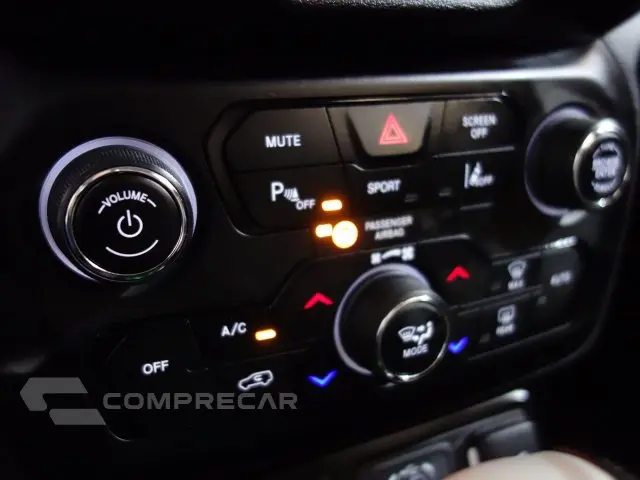 RENEGADE - 1.3 T270 TURBO LONGITUDE AT6