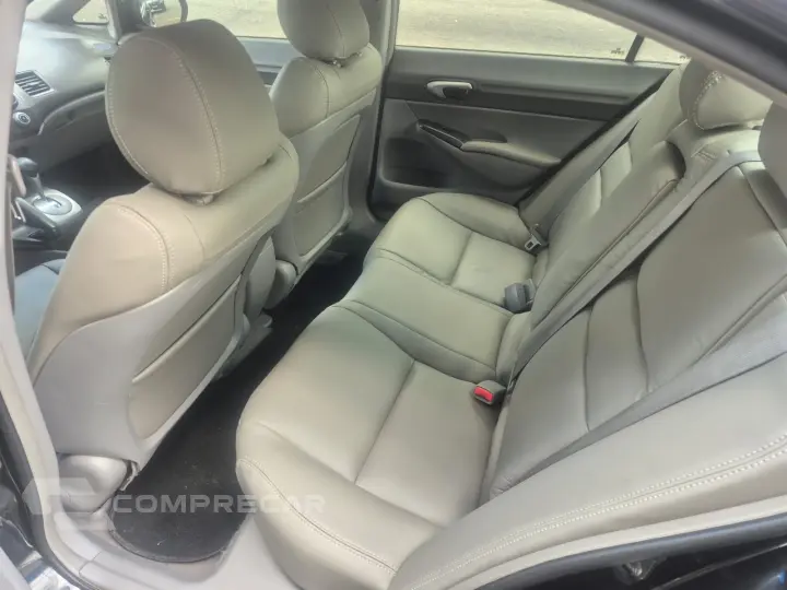 HONDA CIVIC LXL  1.8 AUTOMÁTICO