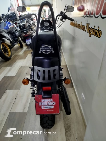 XL 883 N