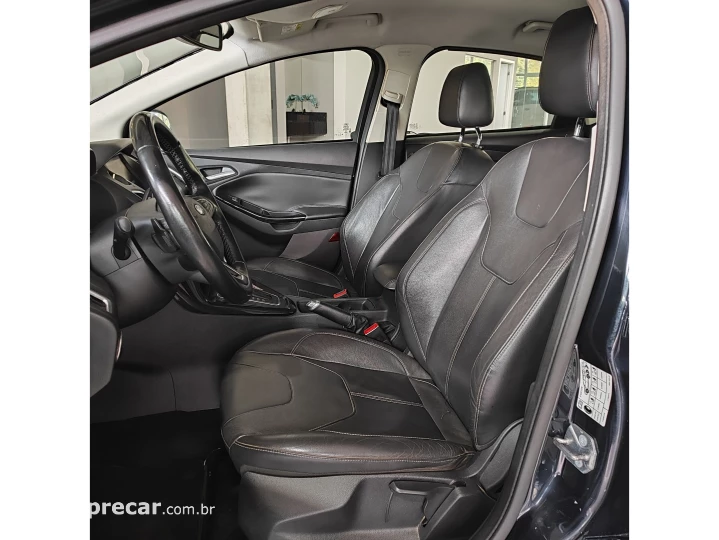 FOCUS 2.0 TITANIUM PLUS SEDAN 16V FLEX 4P POWERSHIFT