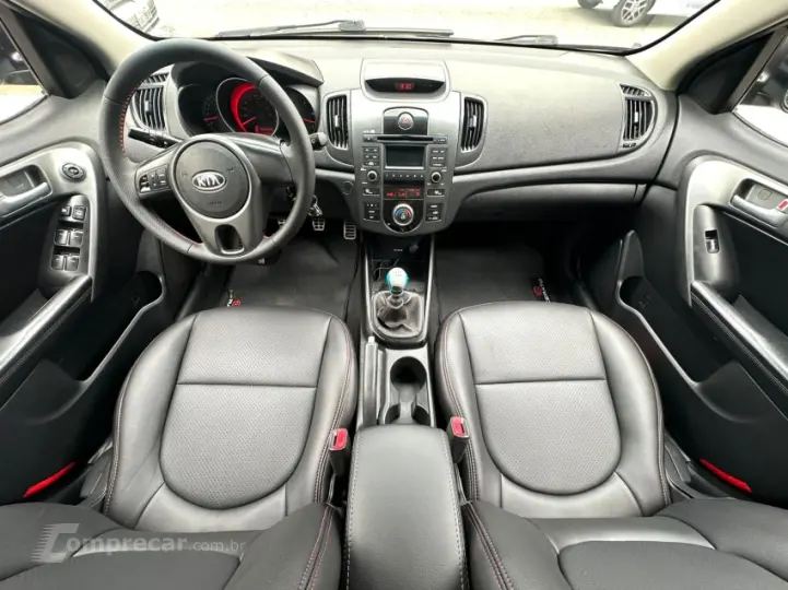 CERATO 1.6 E.213 Sedan 16V