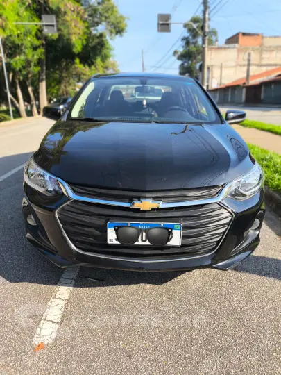 Onix Plus LT 1.0 Flex