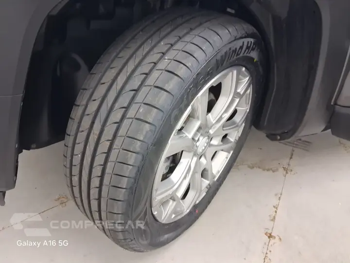 RENEGADE 1.3 T270 TURBO FLEX LONGITUDE AT6