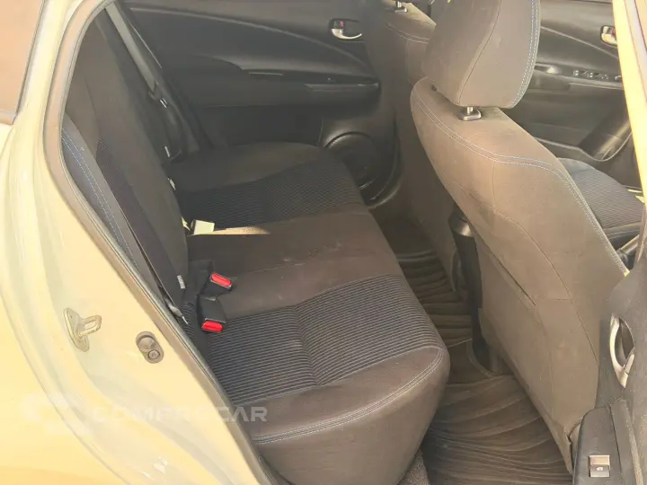 YARIS 1.5 16V Sedan XL