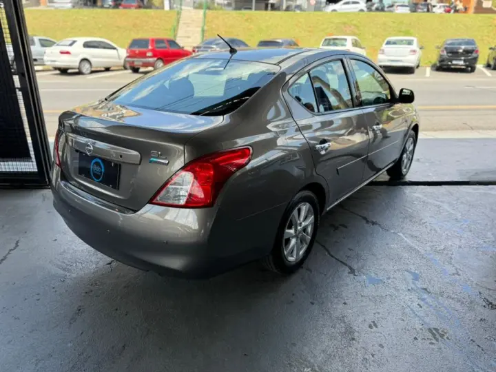 VERSA SL 1.6 16V Flex Fuel 4p Mec.