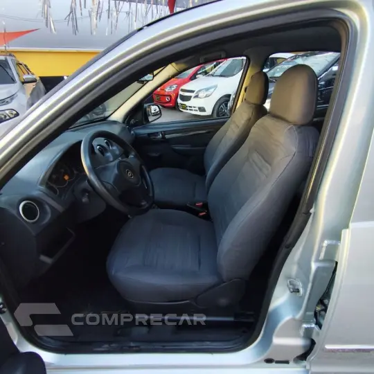 PRISMA  Sed. Maxx/ LT 1.4 8V ECONOF. 4p