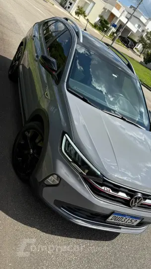 Nivus Highline 1.0 200 TSI Flex Aut.