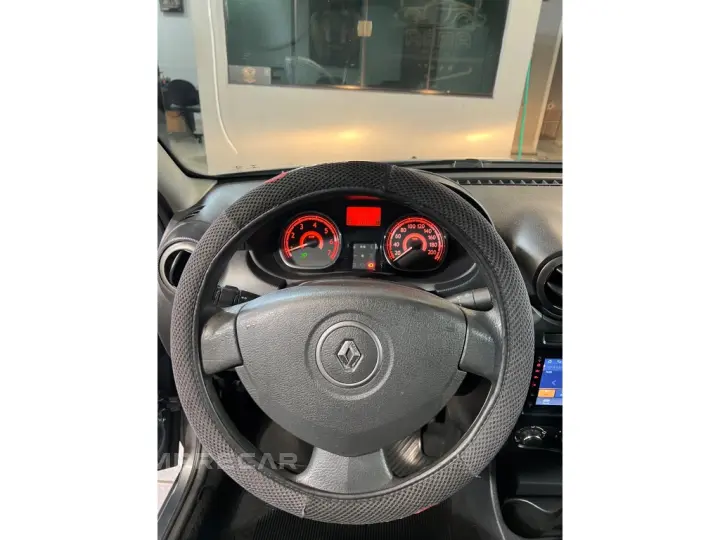 SANDERO 1.0 EXPRESSION 16V FLEX 4P MANUAL