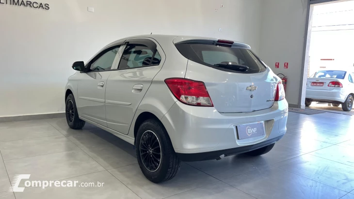 ONIX HATCH LT 1.0 8V FlexPower 5p Mec.