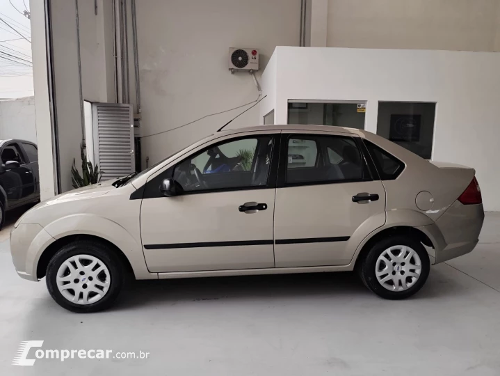FIESTA 1.0 MPI Sedan 8V