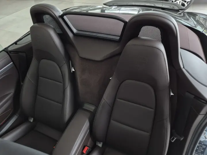 718 2.0 16V H4 Boxster PDK