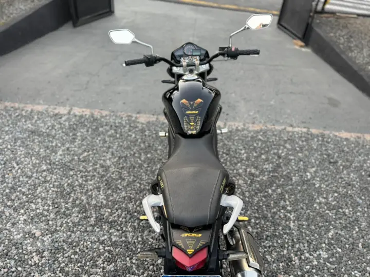 CB300R