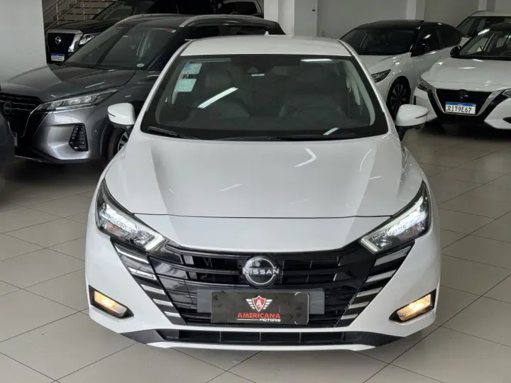 Versa Sedan 1.6 16V 4P FLEX EXCLUSIVE XTRONIC AUTOMÁTICO CVT