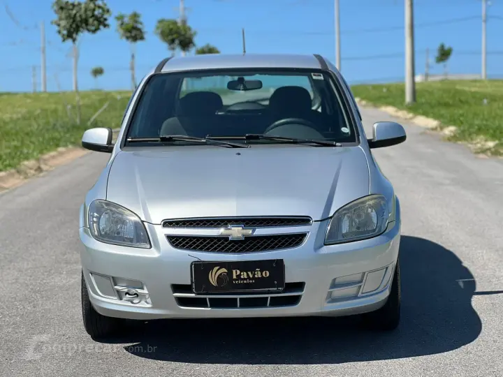 CELTA 1.0 MPFI LT 8V