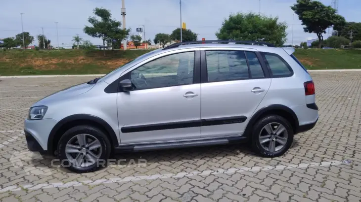 Space Cross 1.6 4P FLEX