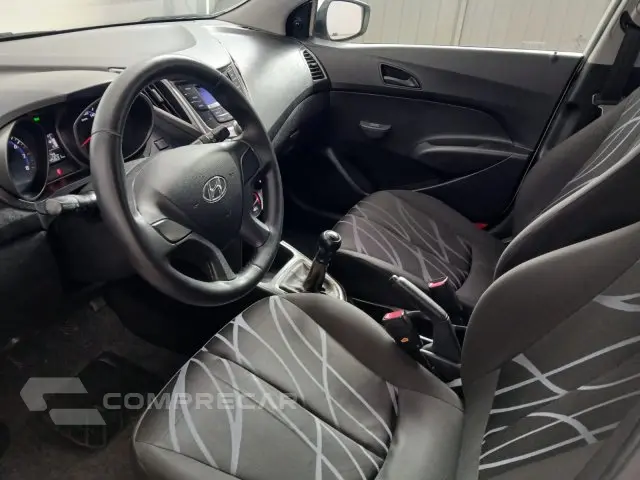 HB20 - 1.0 COMFORT PLUS 12V 4P MANUAL