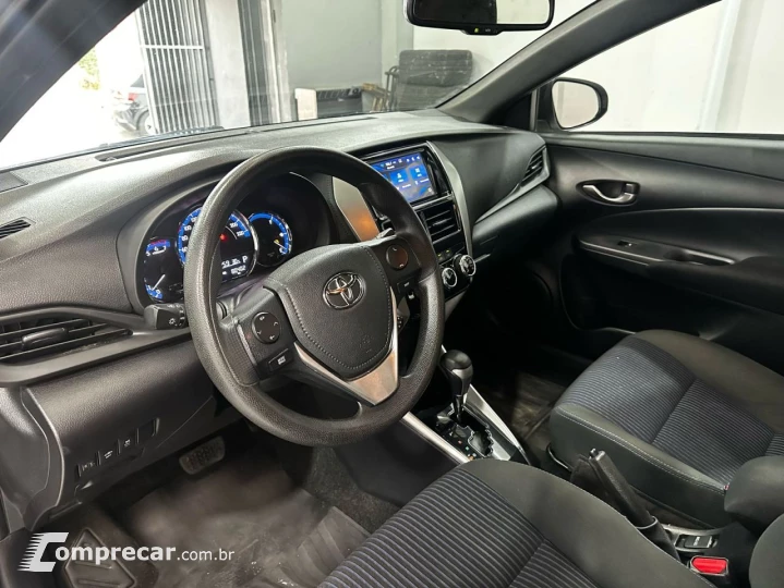Yaris Hatch 1.3 16V 4P FLEX XL MULTIDRIVE AUTOMÁTICO CVT