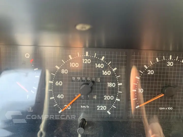 CARAVAN 2.5 Comodoro 8V