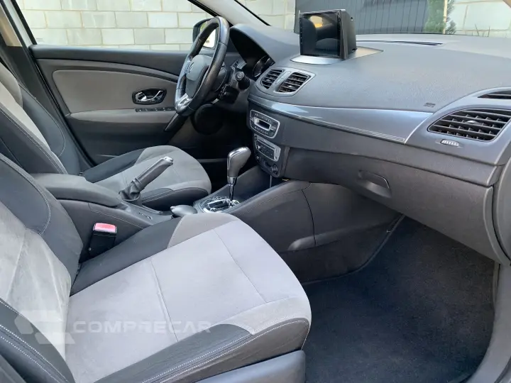 FLUENCE 2.0 DYNAMIQUE 16V FLEX 4P AUTOMÁTICO