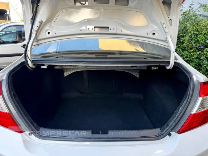 CIVIC 1.8 LXS 16V FLEX 4P AUTOMÁTICO