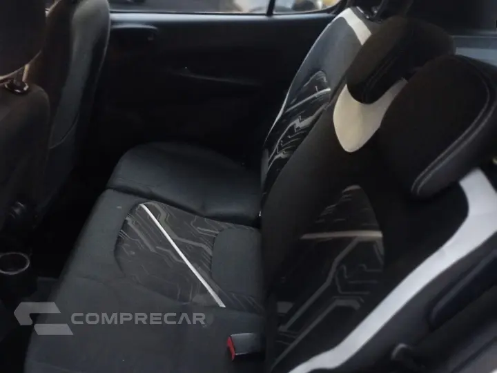 Uno 1.4 Evo Sporting 8V Flex 4P Automatizado