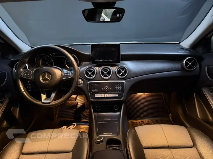 GLA 200 1.6 CGI FLEX STYLE 7G-DCT